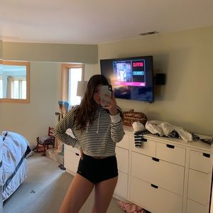 blue and cream stripped cropped hoodie